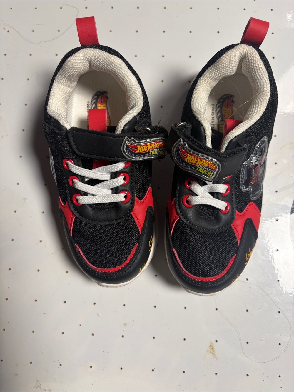 Hot Wheels Kids Black and Red Athletic Sneakers
